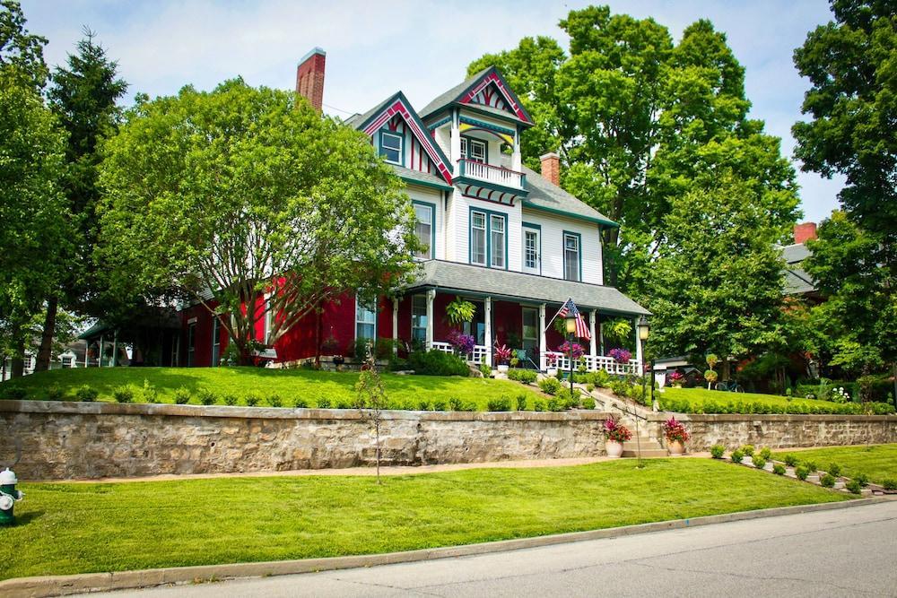 Evans Holly Grove Inn B&B バーリントン エクステリア 写真